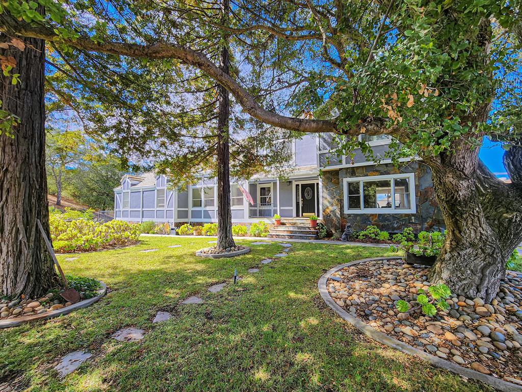 17300 Chesbro Lake Drive Property Photo 4
