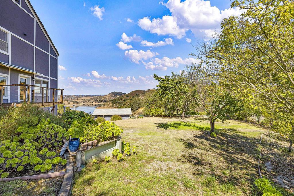 17300 Chesbro Lake Drive Property Photo 35