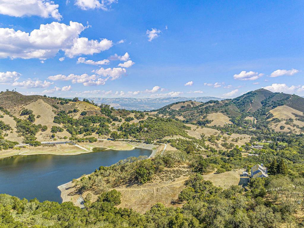 17300 Chesbro Lake Drive Property Photo 38