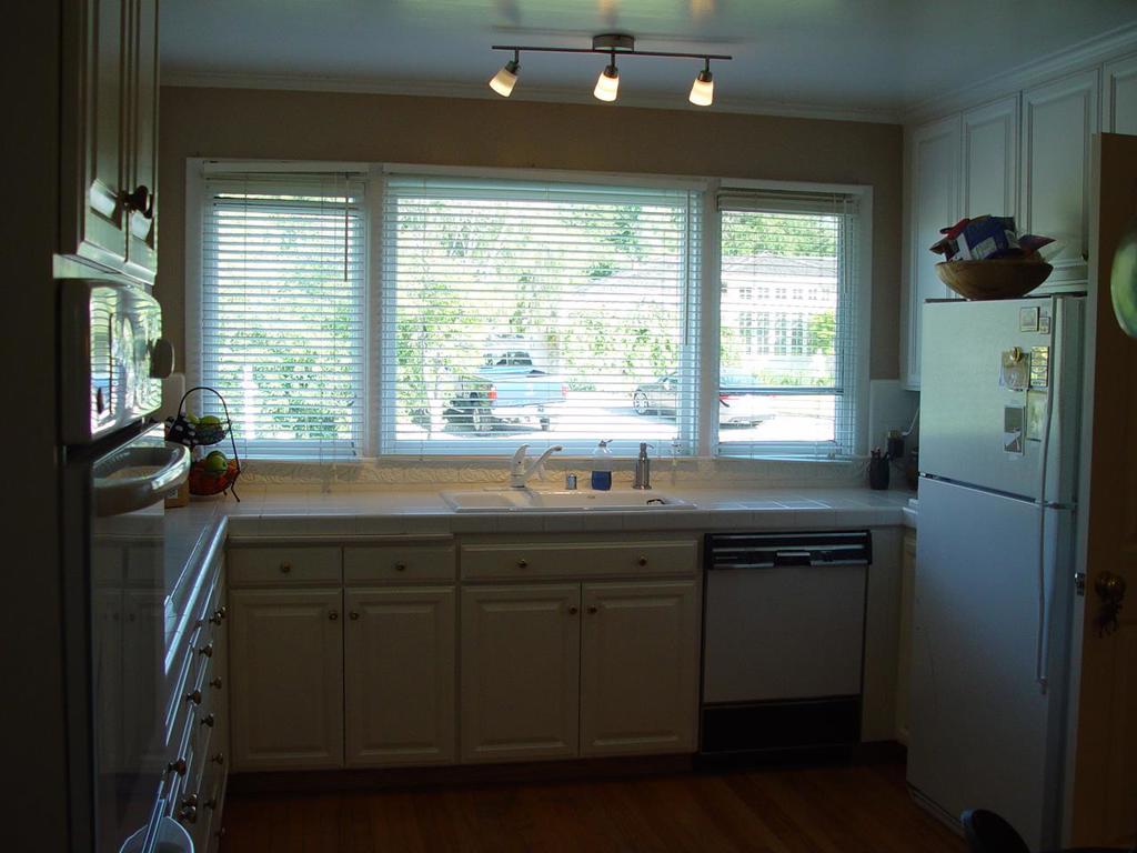 2130 Ward Way Property Photo 4