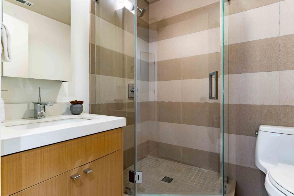 787 Sharon Park Drive Property Photo 15
