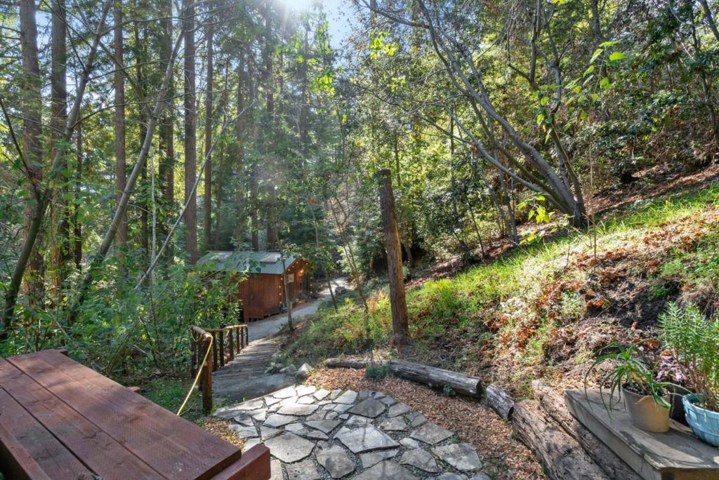 6121 Fern Flat Road Property Photo 5