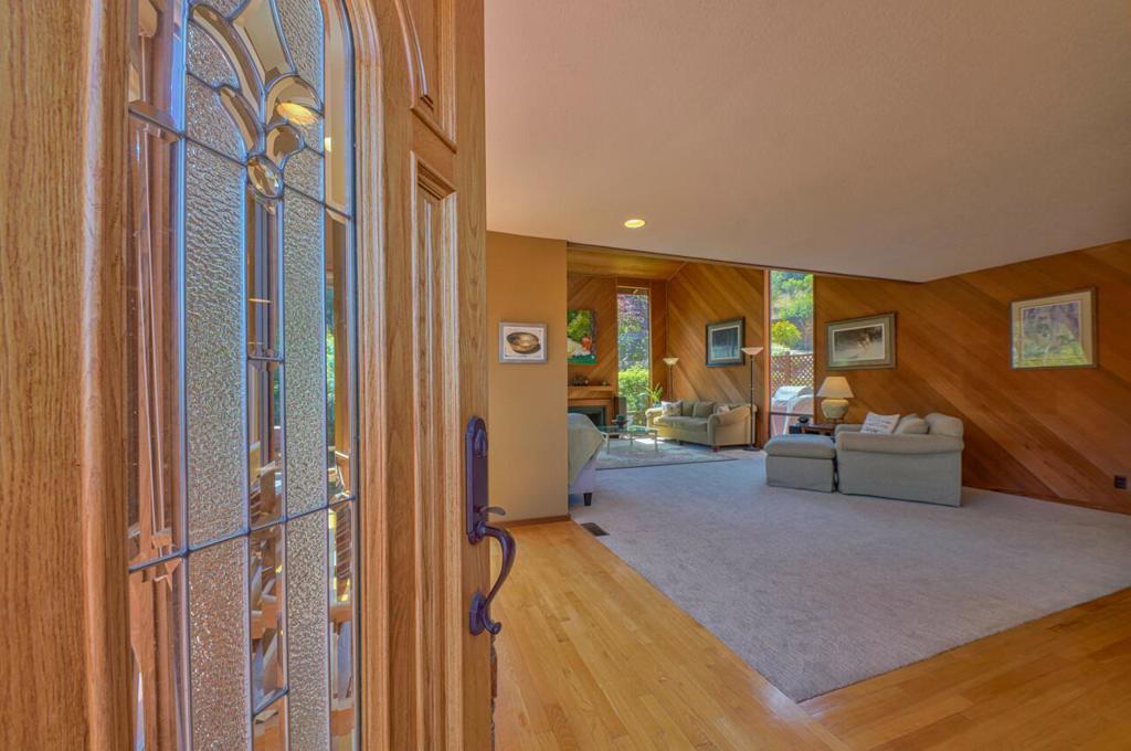 13045 Paseo Barranco Property Photo 8