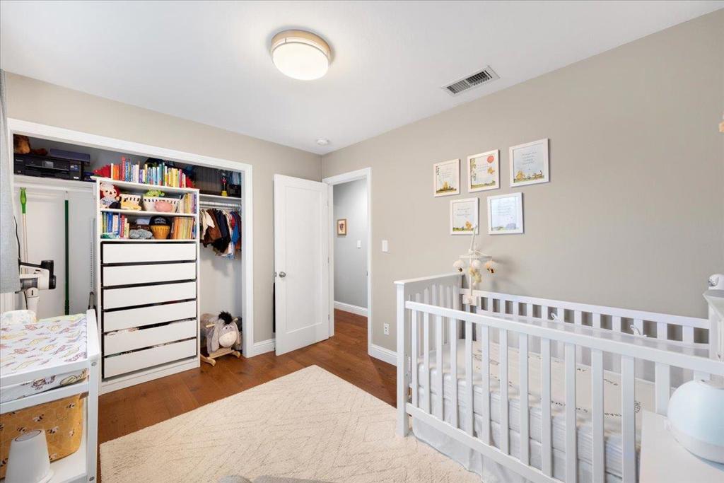 Los Prados Street Property Photo 47