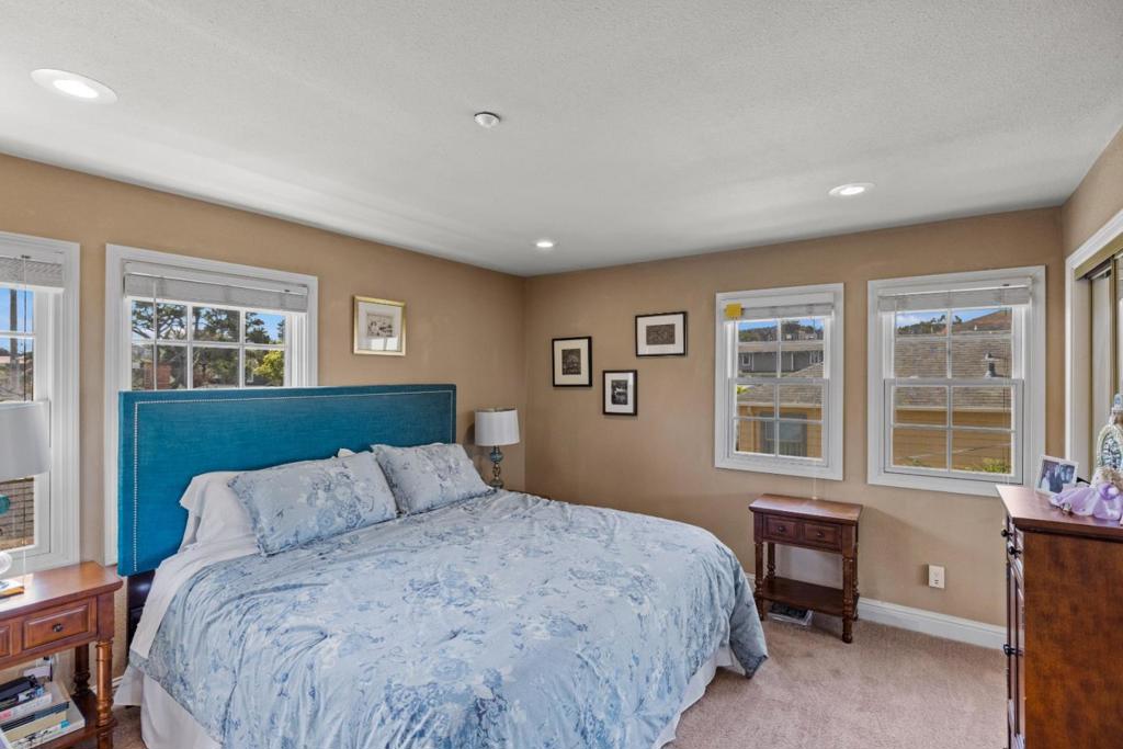 145 15th Street Property Photo 11