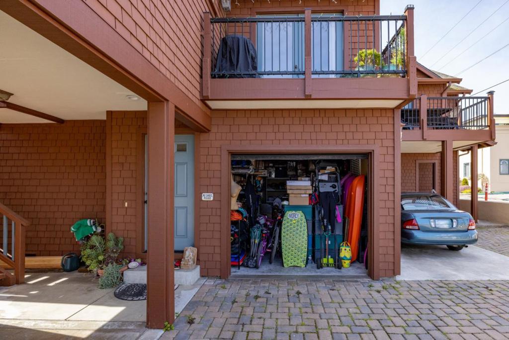 145 15th Street Property Photo 18
