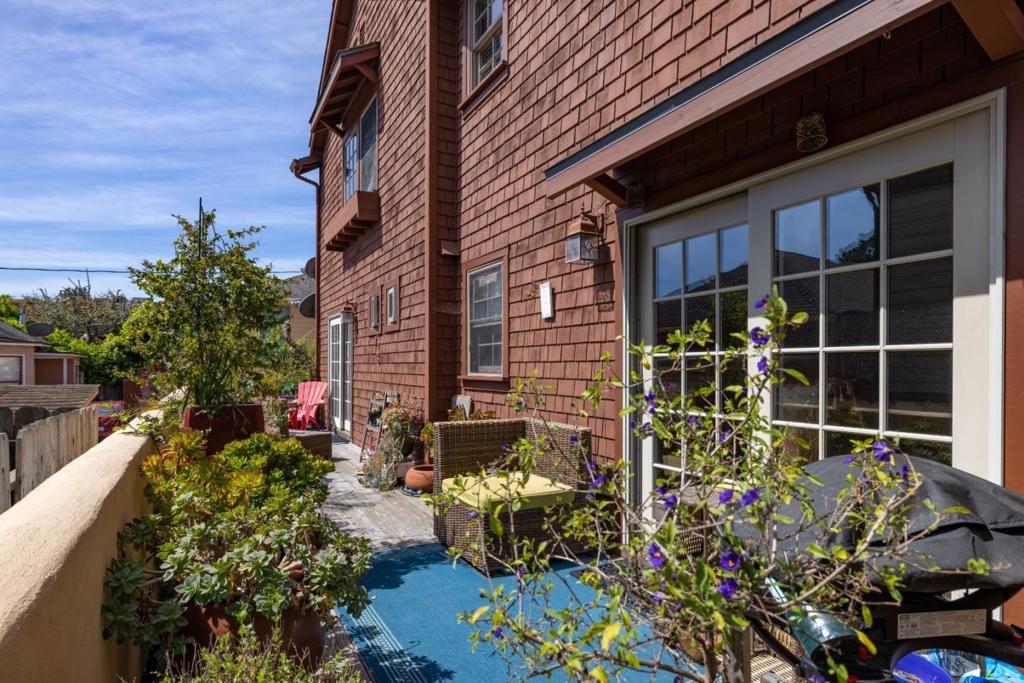 145 15th Street Property Photo 29