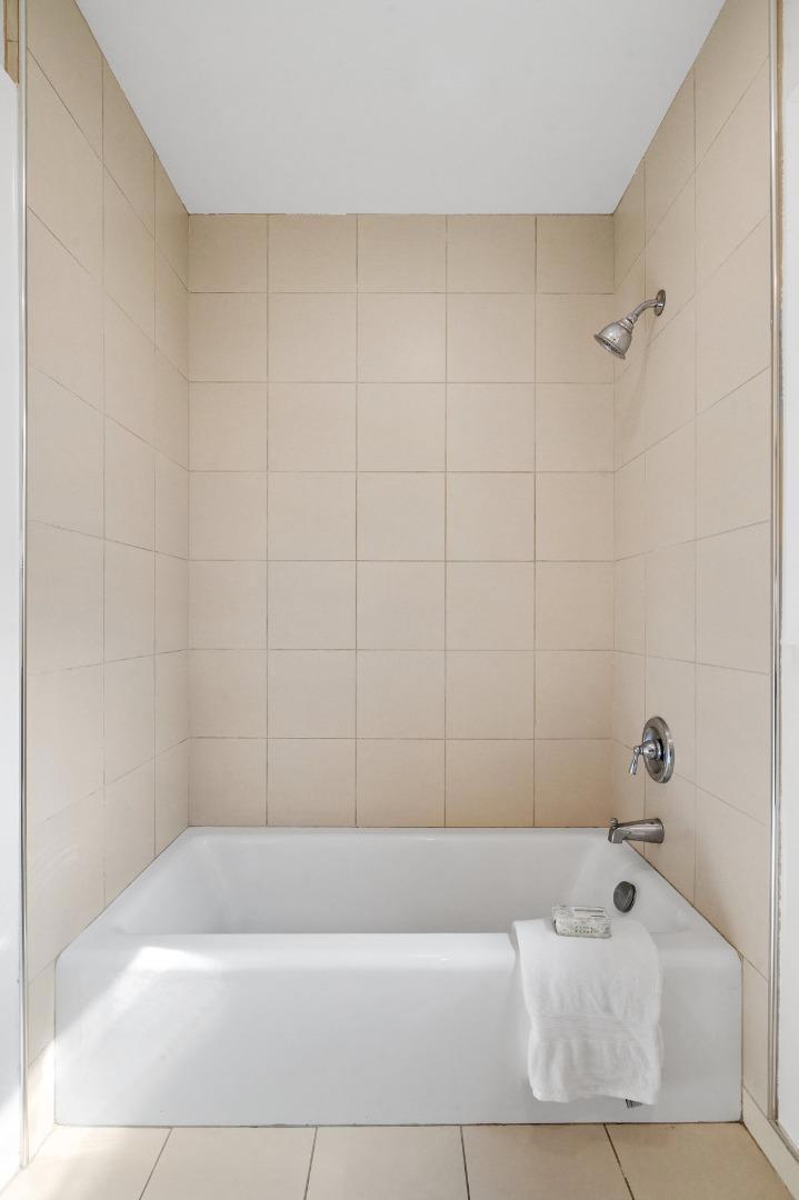 449 Angus Avenue Property Photo 18