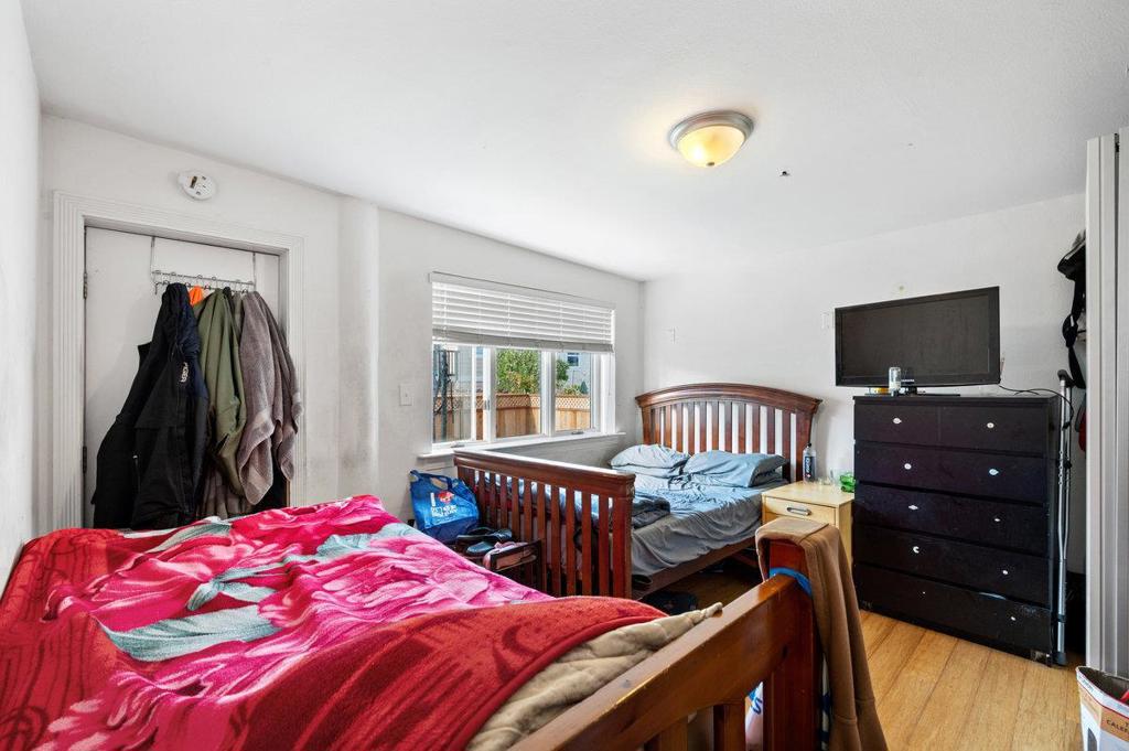 449 Angus Avenue Property Photo 29