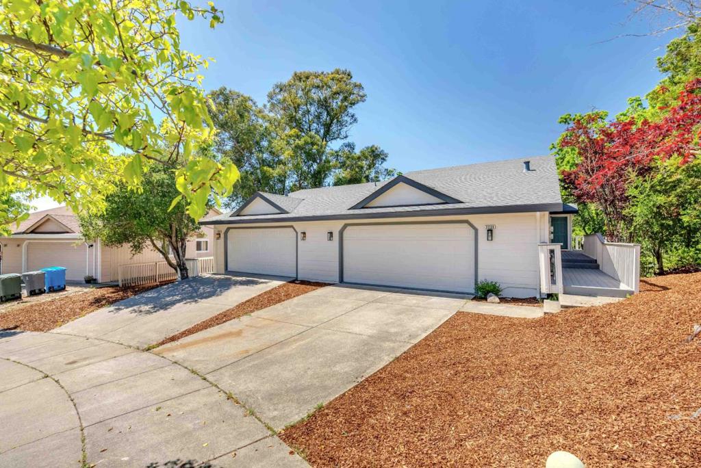 3233 Nielsen Court Property Photo 17