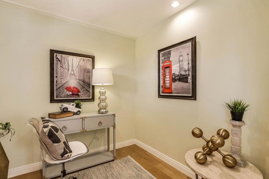 10381 Meadow Place Property Photo 13