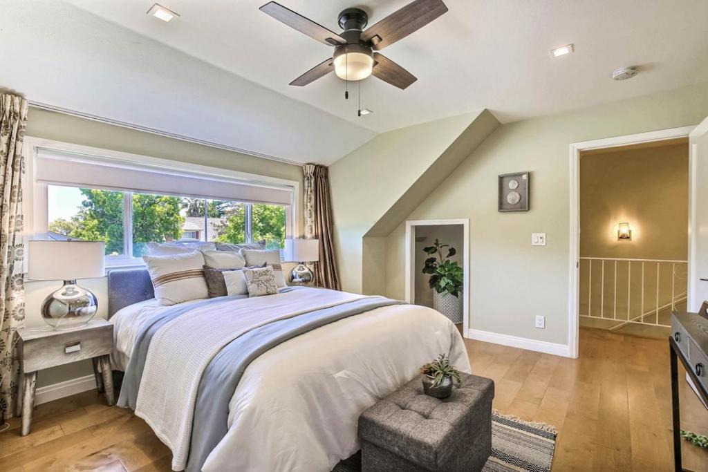 10381 Meadow Place Property Photo 24