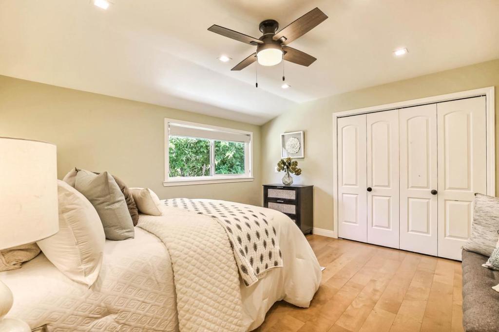 10381 Meadow Place Property Photo 25