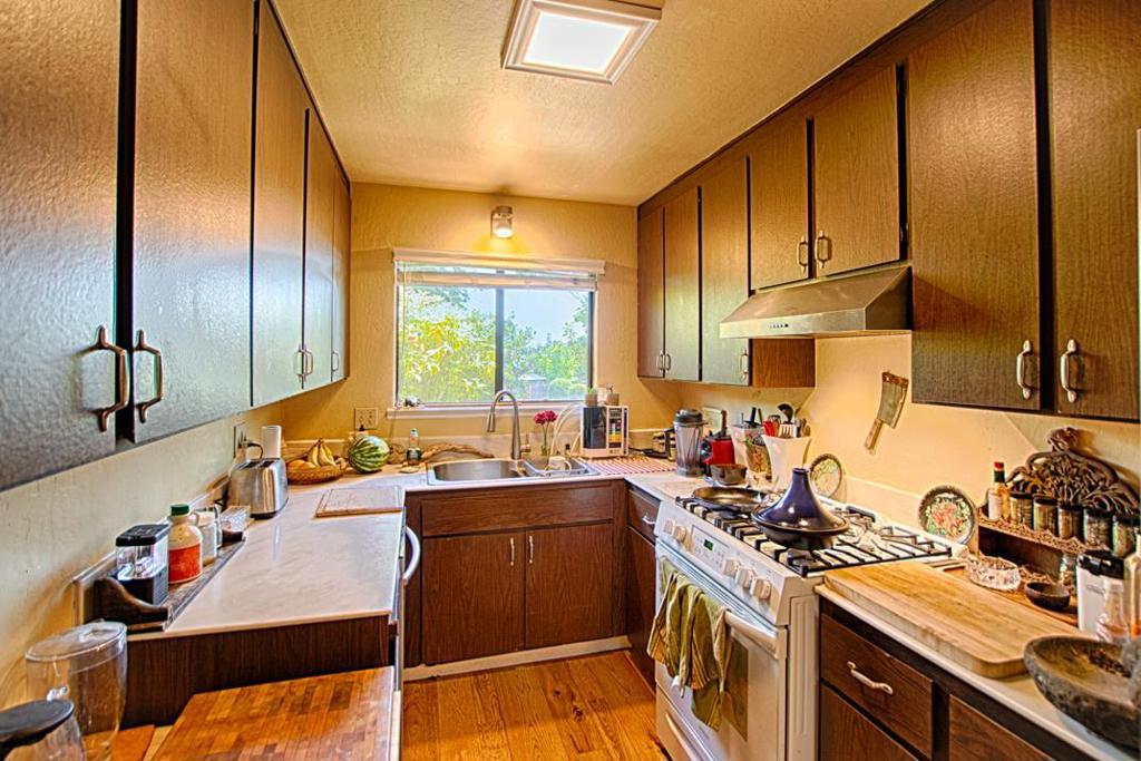 3000 Crystal Heights Drive Property Photo 13