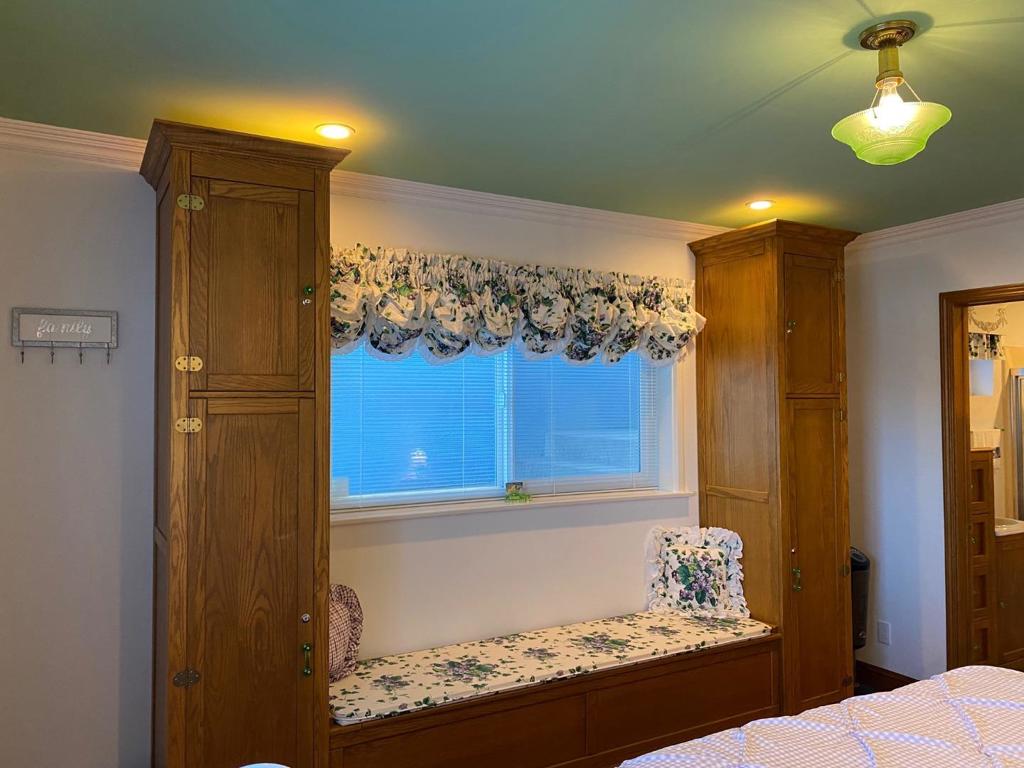 621 Mcclellan Avenue Studio Property Photo 23