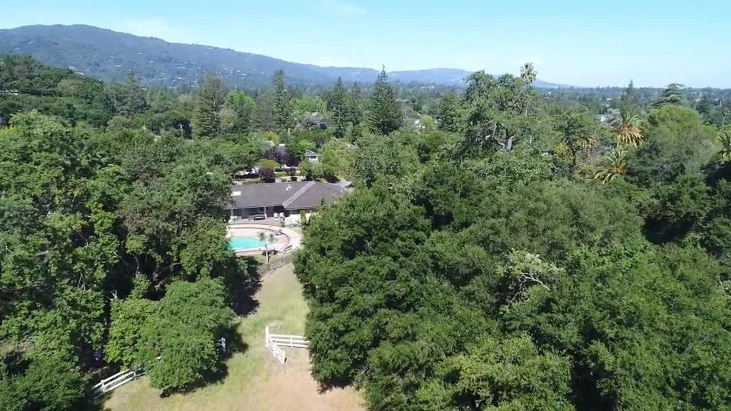 170 Twin Oaks Drive Property Photo 4