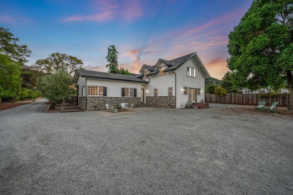 975 Llagas Road Property Photo 1