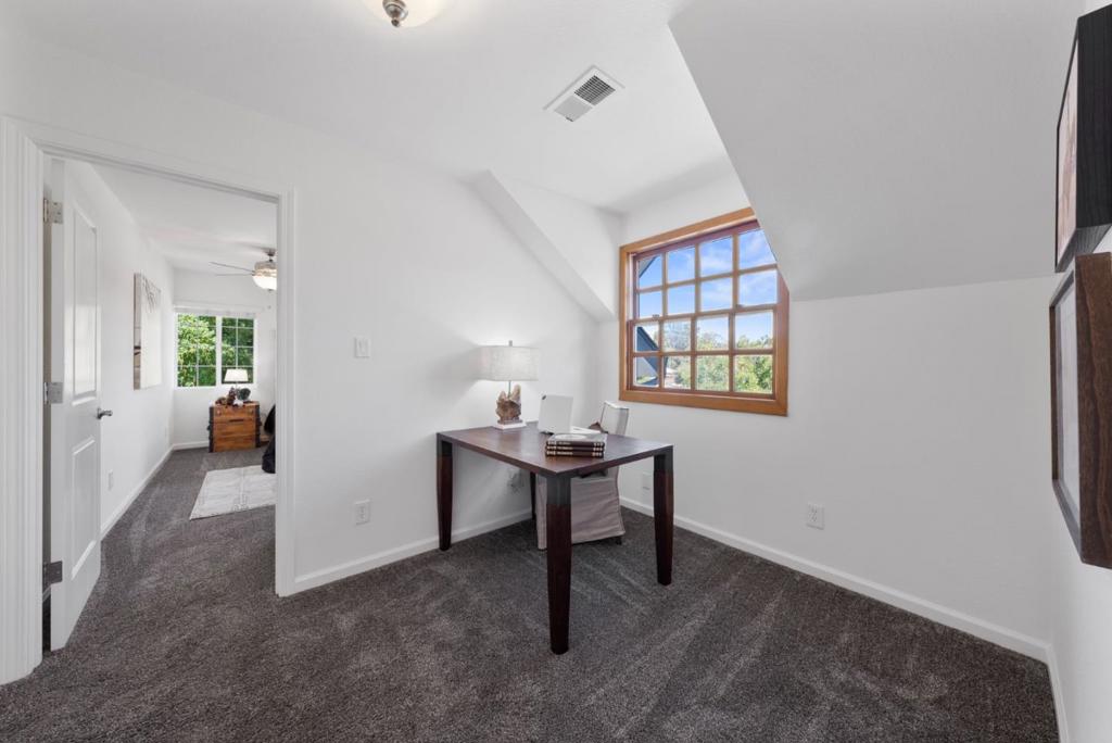 975 Llagas Road Property Photo 23