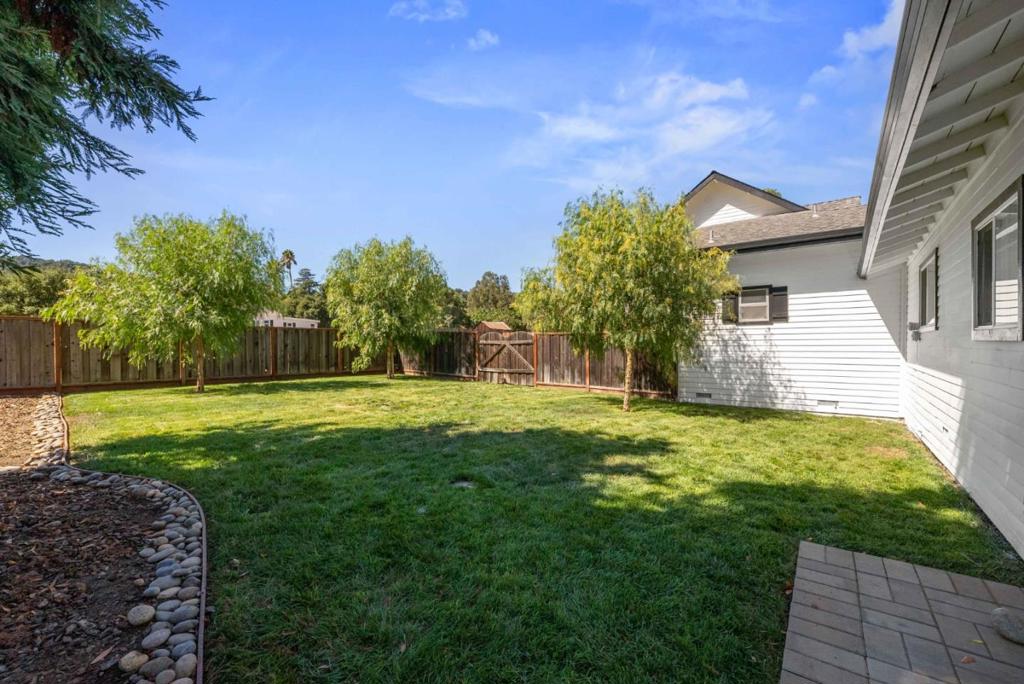 975 Llagas Road Property Photo 28