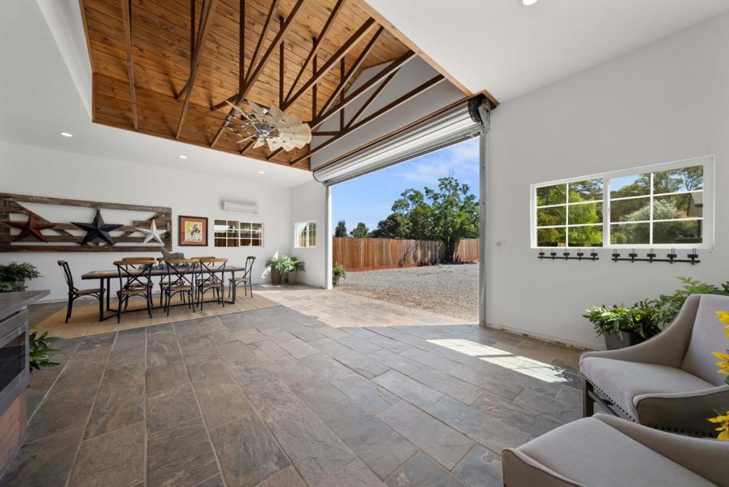 975 Llagas Road Property Photo 39