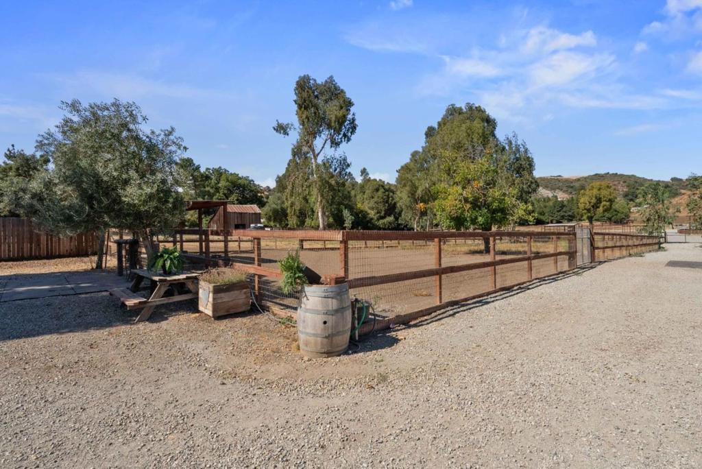 975 Llagas Road Property Photo 49
