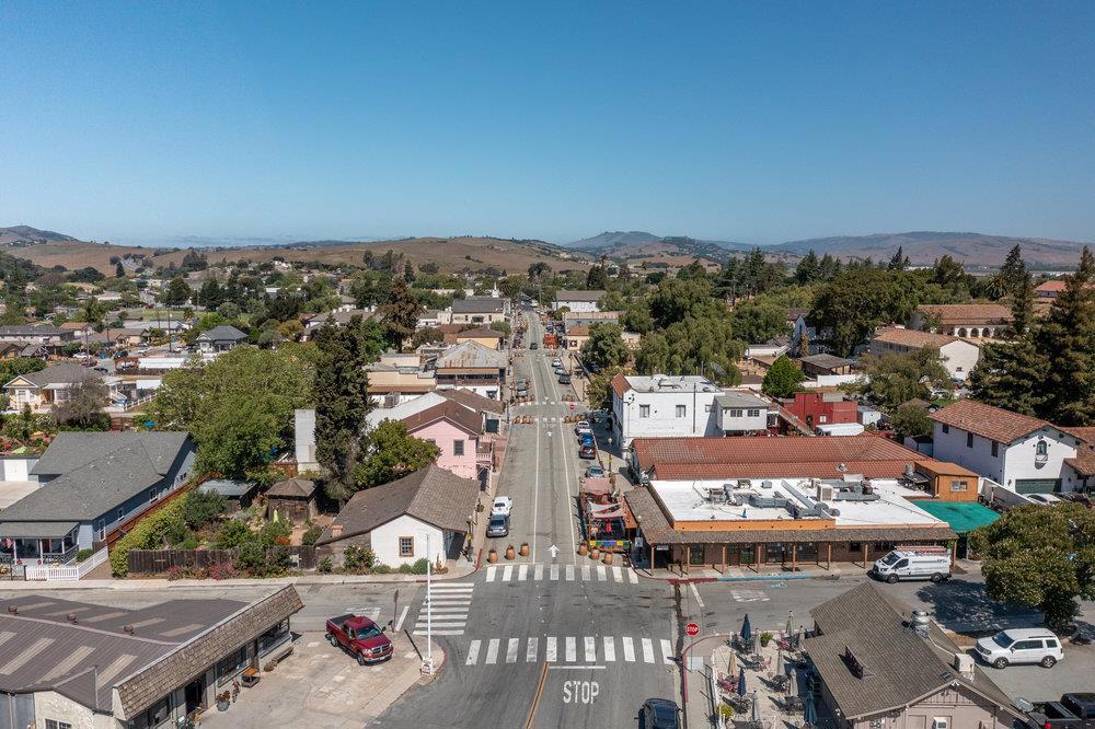 333 Mission Vineyard Road Property Photo 3