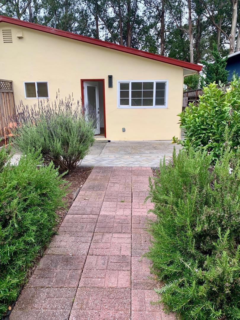 The Alameda Property Photo 23
