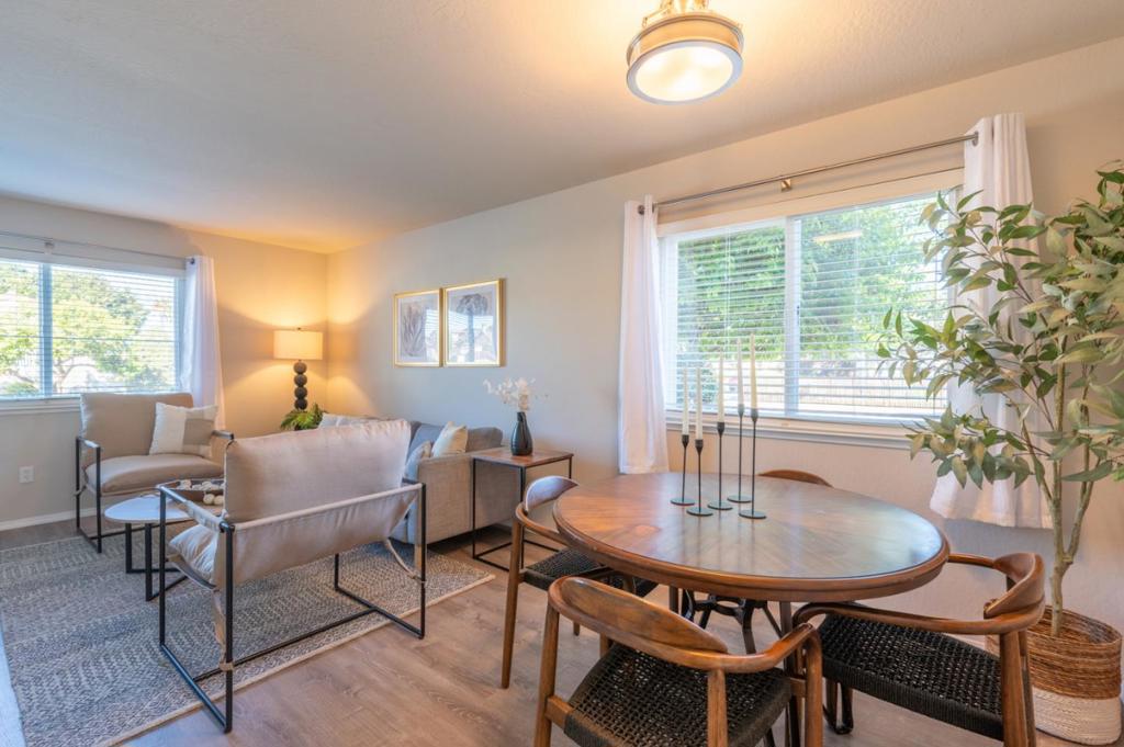 1190 7th Street Property Photo 2