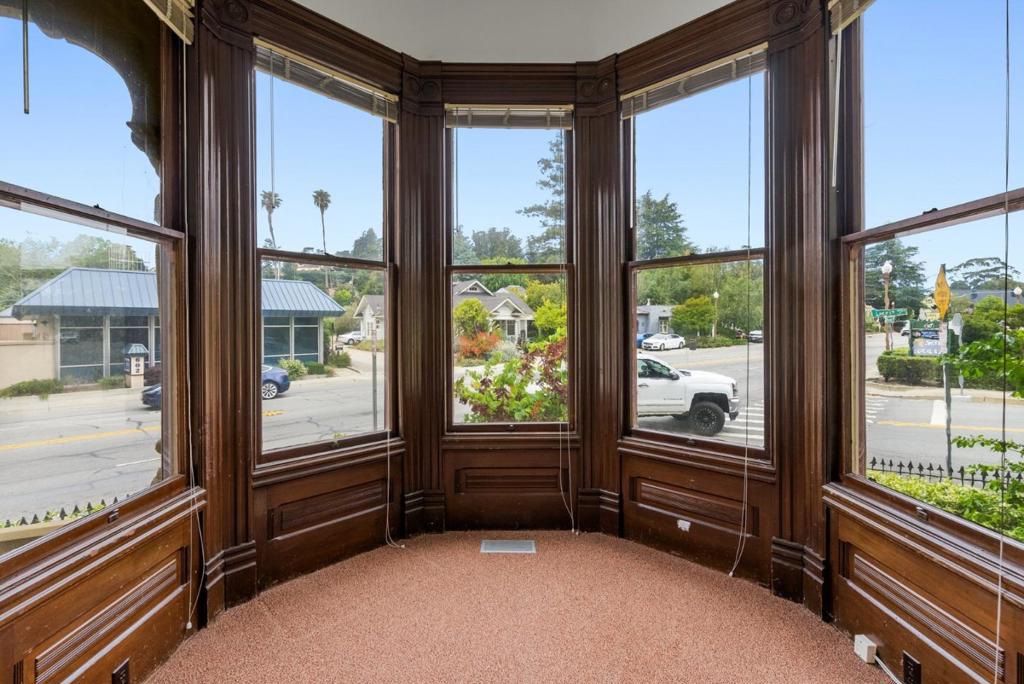 603 Mission Street Property Photo 13