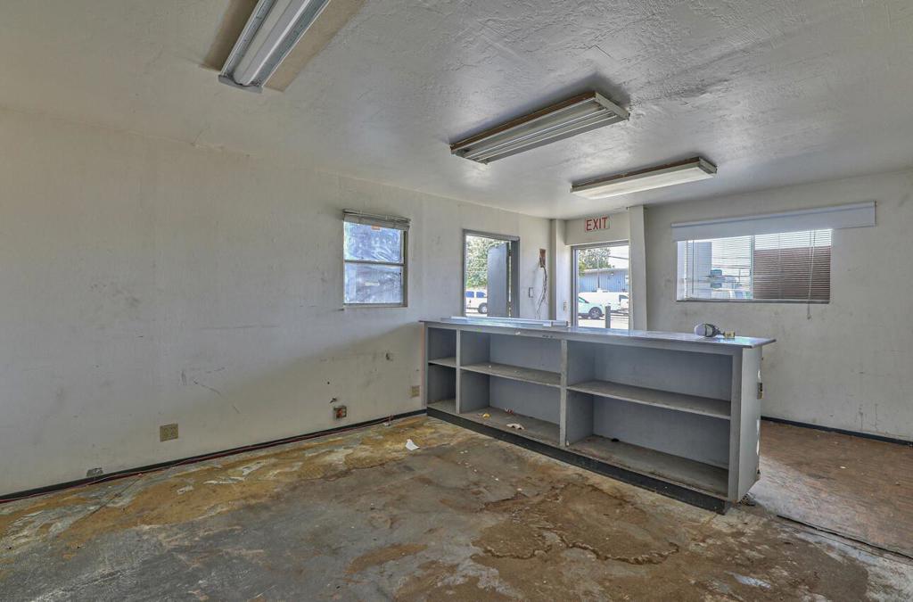 50 Chamberlain Street Property Photo 25
