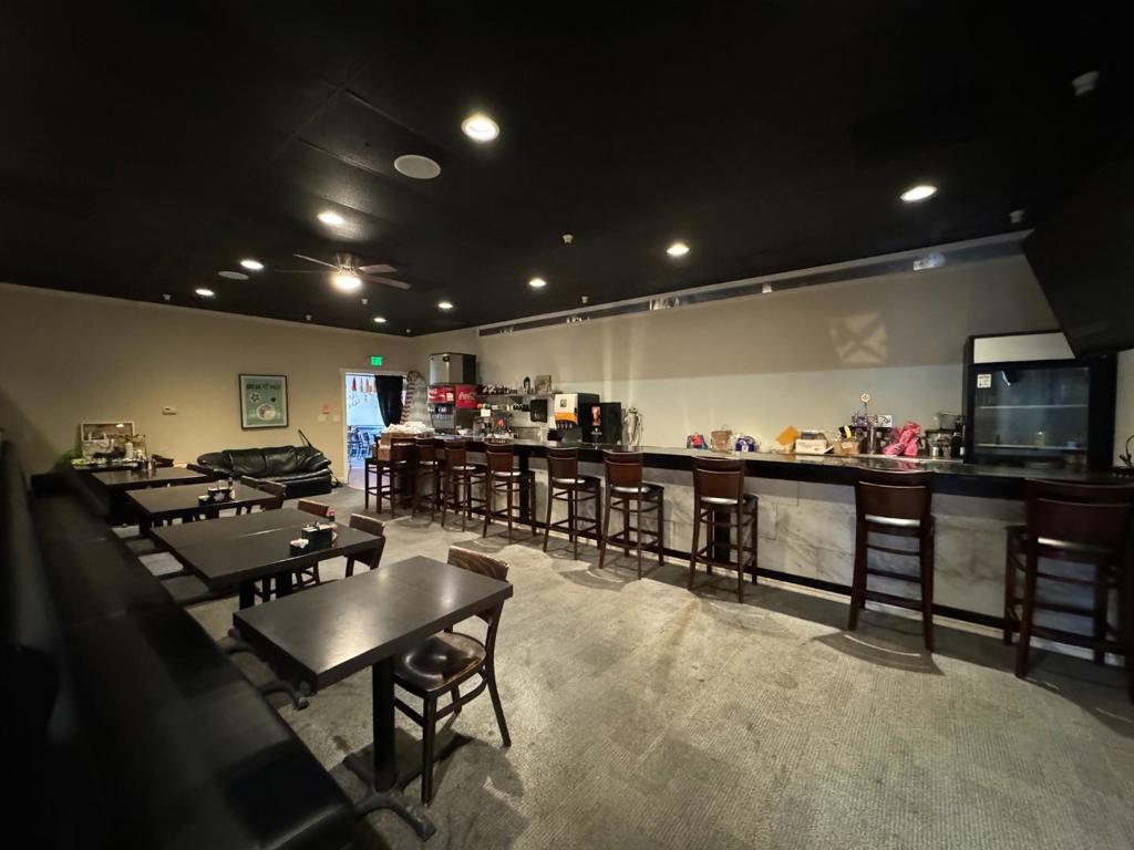 1688 1688 Decoto Road Property Photo 32