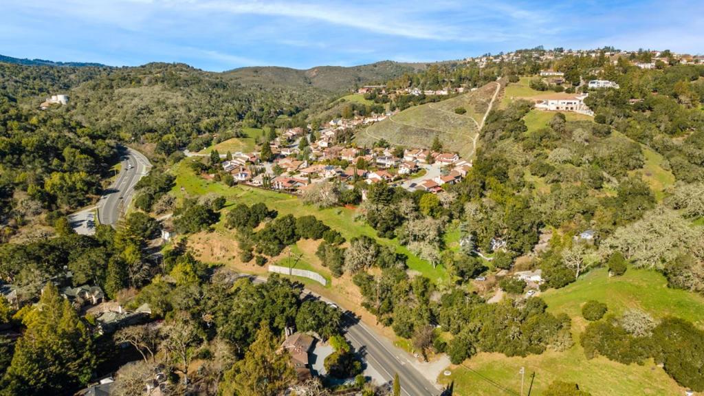 5 El Vanada Road Property Photo 3