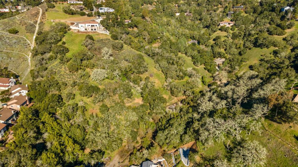 5 El Vanada Road Property Photo 7