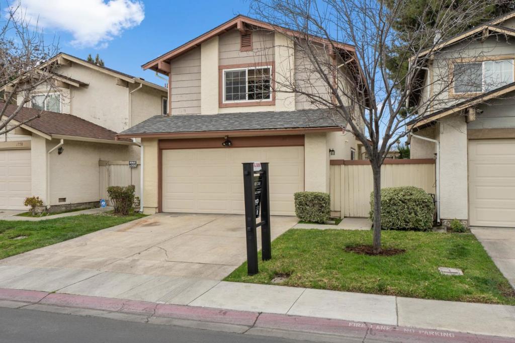 1748 Home Gate Drive Property Photo 2