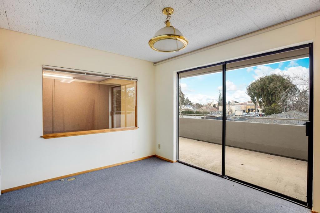 2210 S Winchester Boulevard Property Photo 17