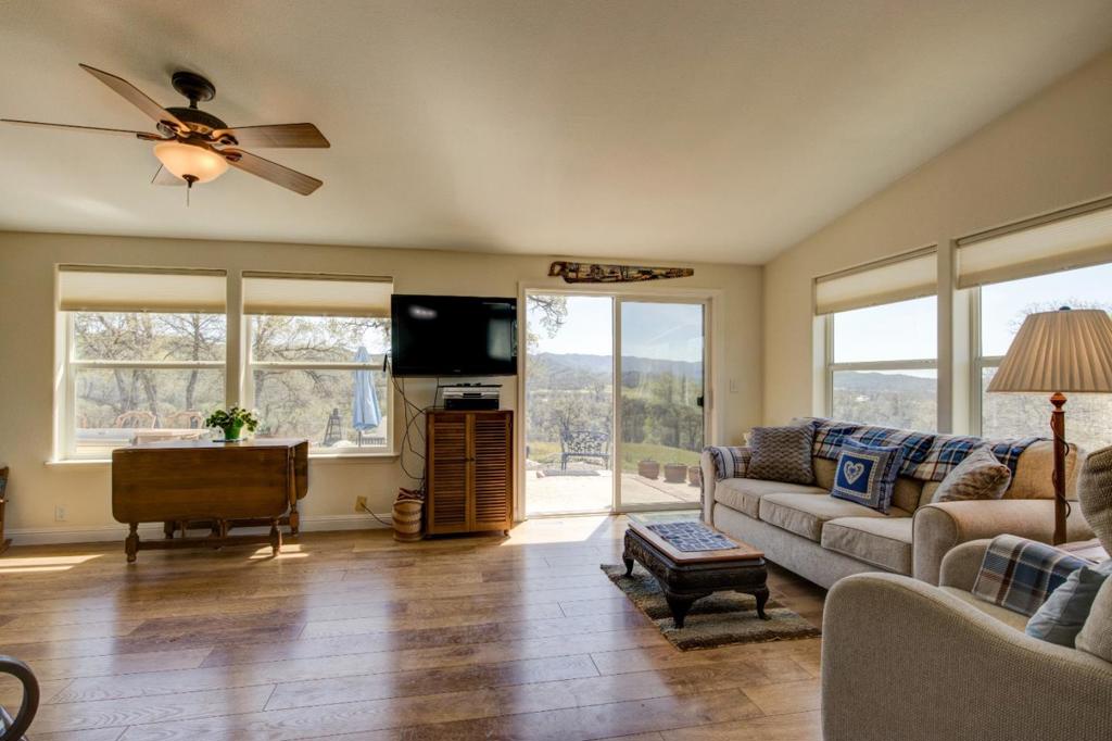 46400 San Antonio Valley Property Photo 3