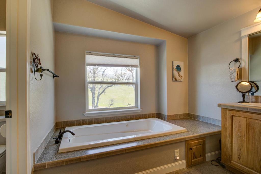 46400 San Antonio Valley Property Photo 14