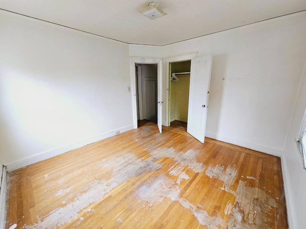 6330 Racine Street Property Photo 10