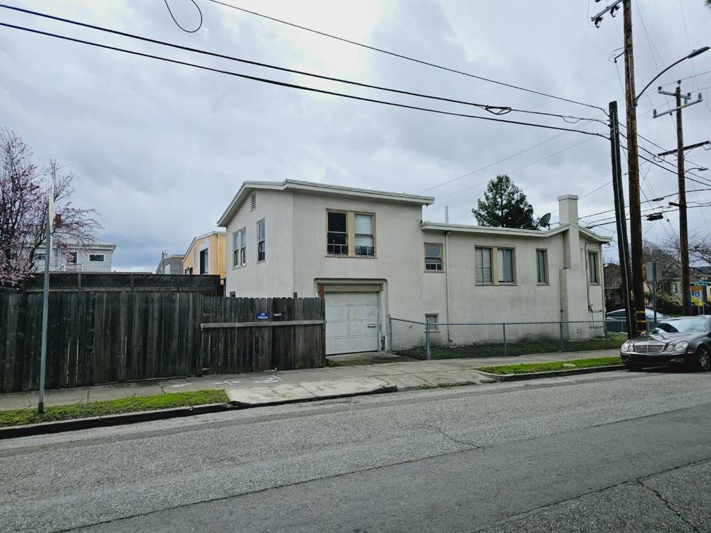 6330 Racine Street Property Photo 20