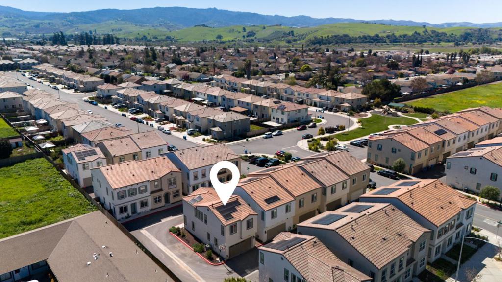 1000 Bridget Circle Property Photo 2