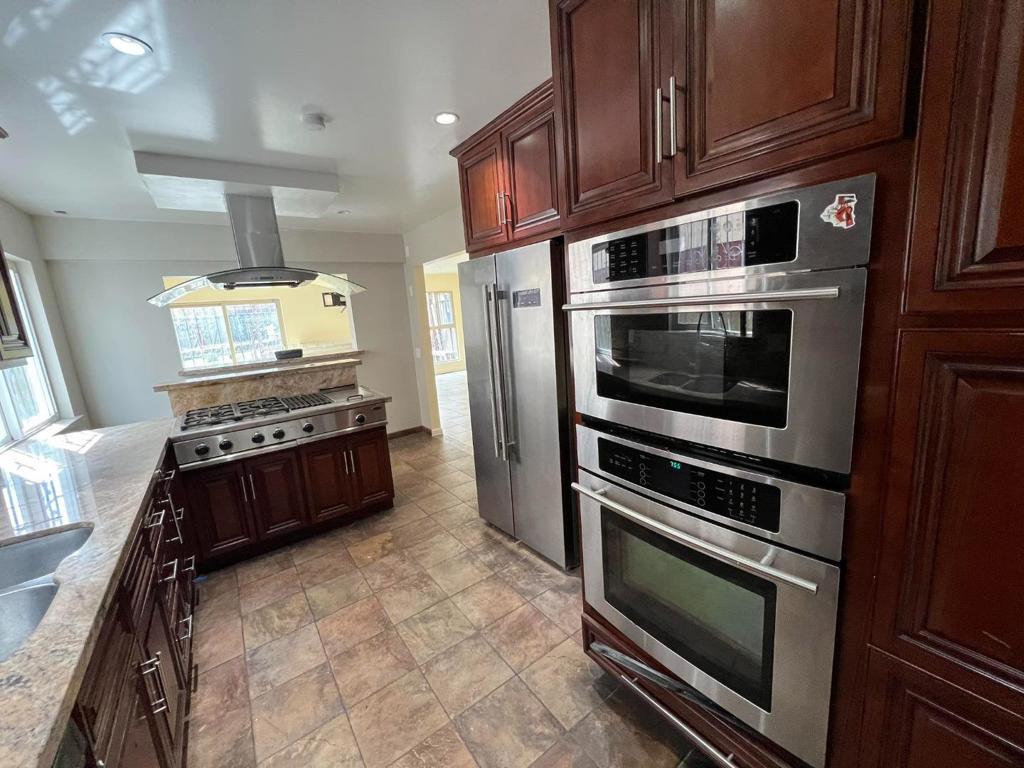 1331 Felton Street Property Photo 10
