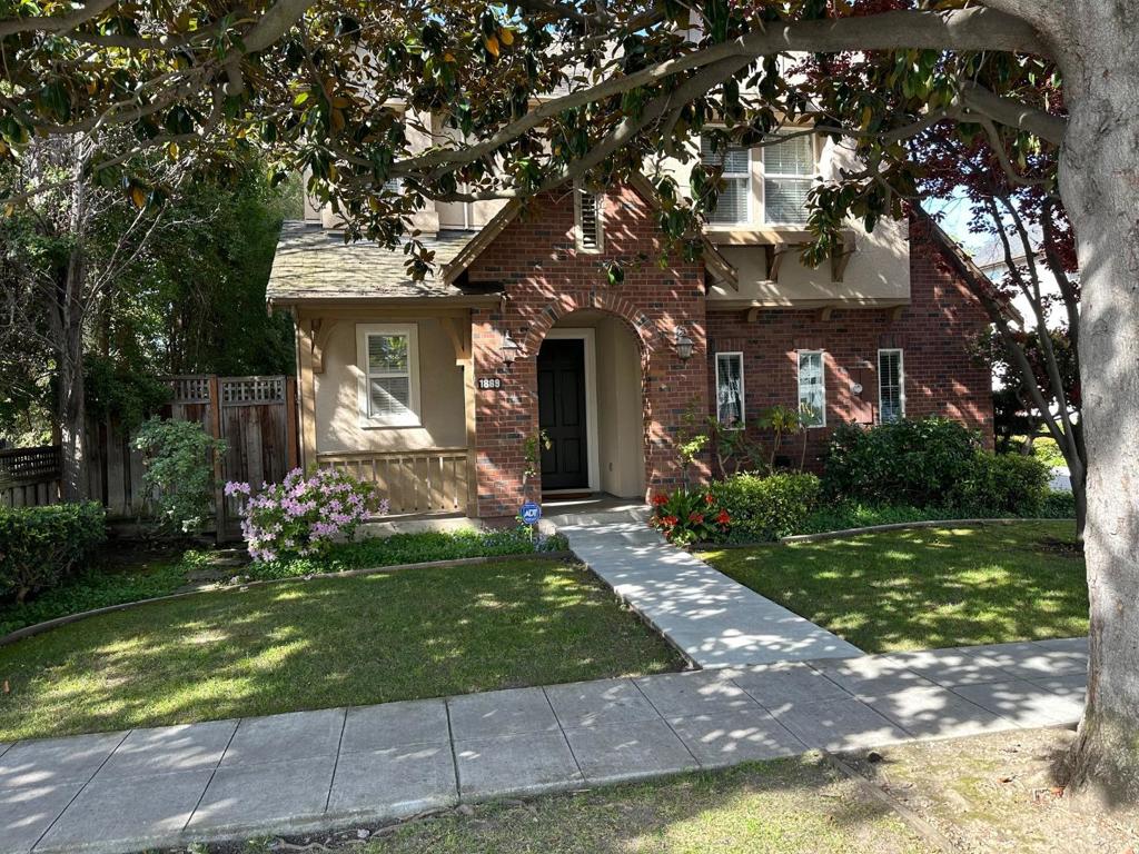 1869 Park Avenue Property Photo