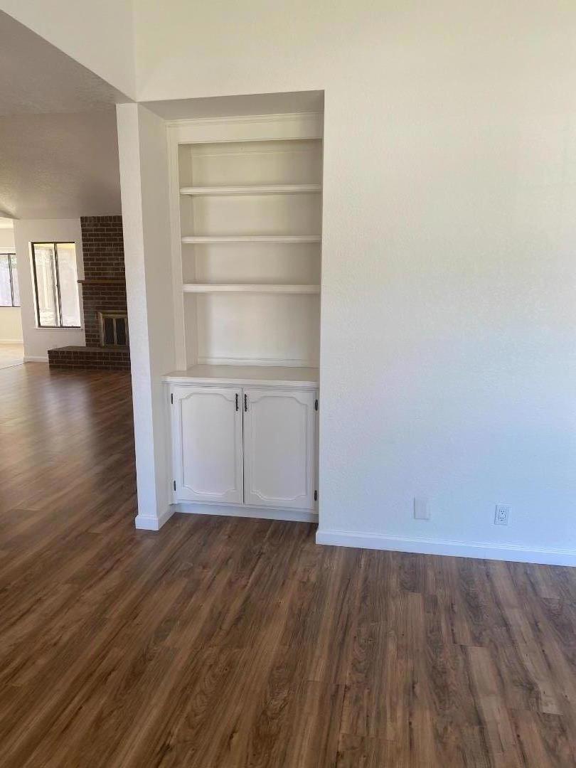 396 Lancaster Drive Property Photo 4