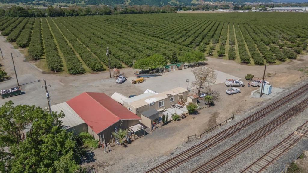 275 Bolsa Road Property Photo 26