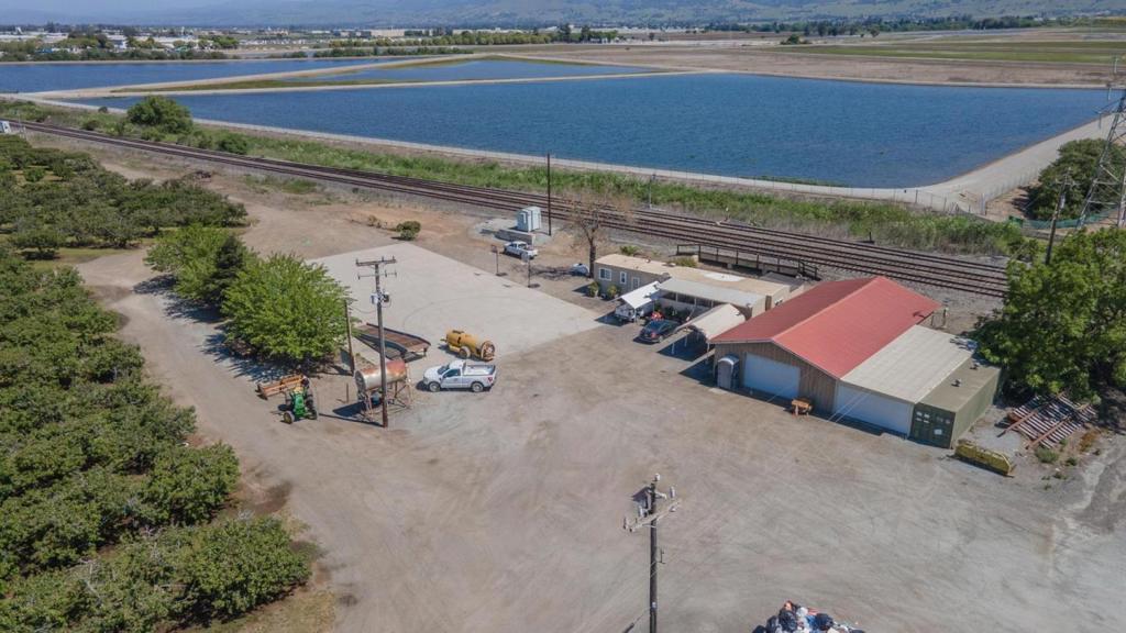275 Bolsa Road Property Photo 30