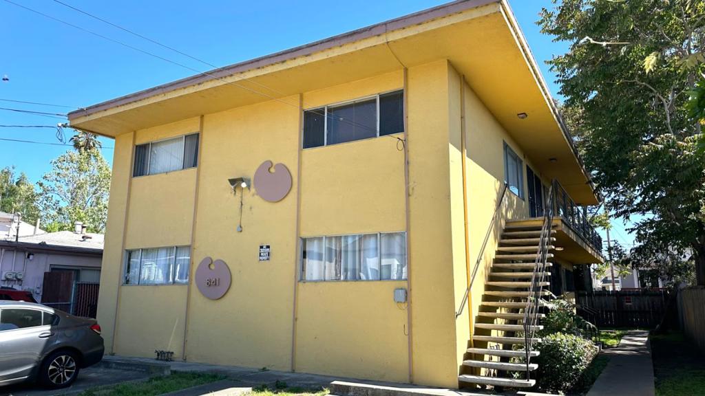 843 47th Street Property Photo