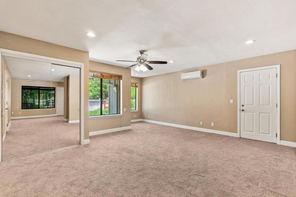 114 Sawyer Circle Property Photo 37