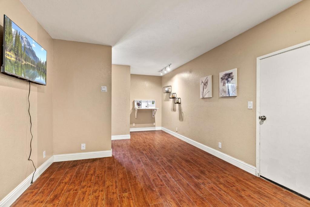 114 Sawyer Circle Property Photo 44