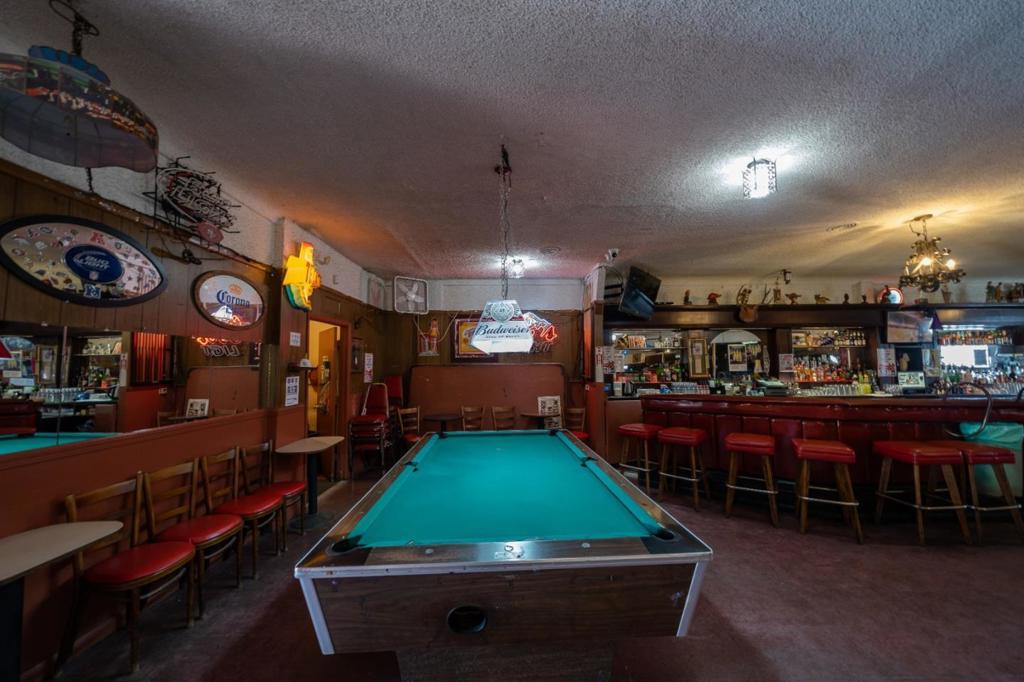 487 487 E Market Street Property Photo 7