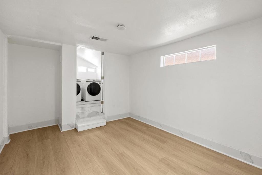 3279 Hoover Street Property Photo 21